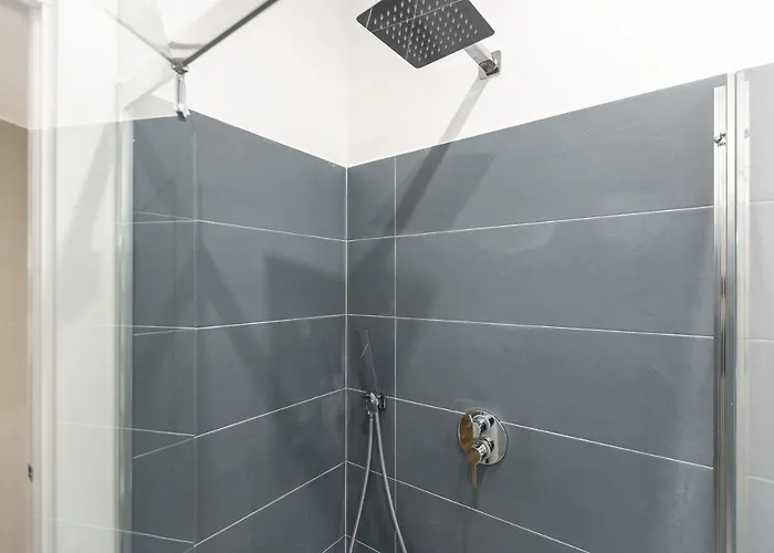 Matilde Modern Apartment-rental In Rom